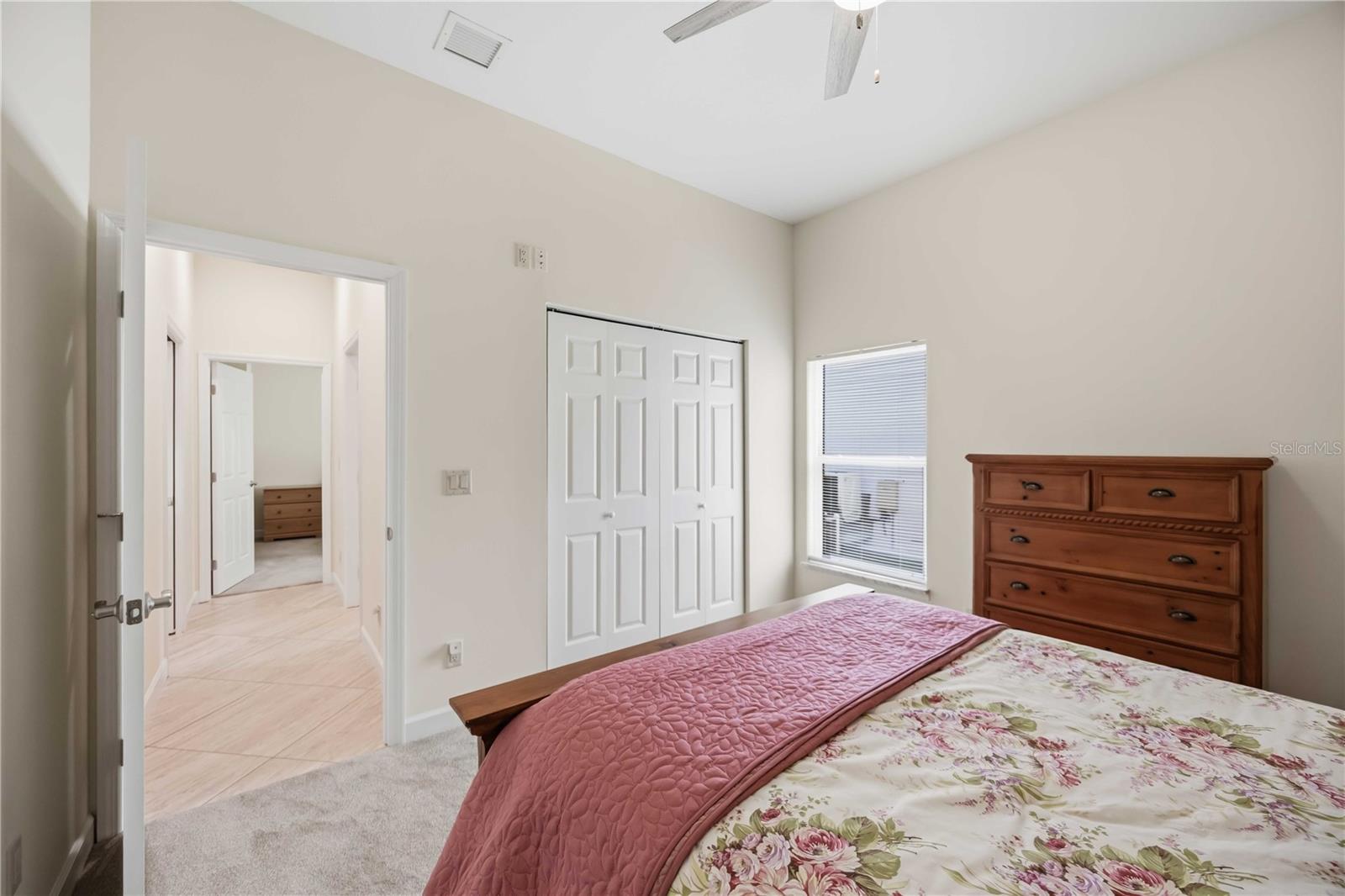 200 Montana Ave Property Photo 34