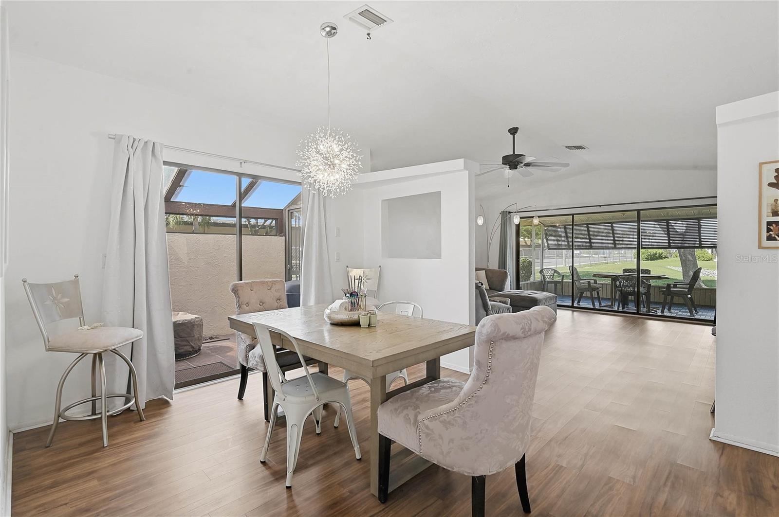 57 Sandstone Cir Property Photo 8