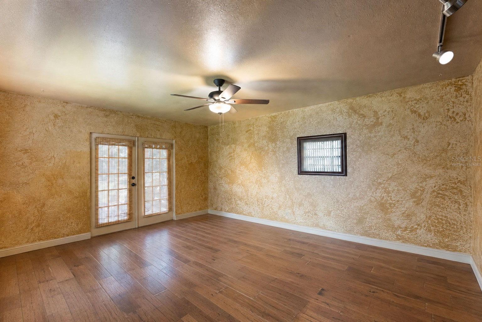8709 El Portal Dr Property Photo 27