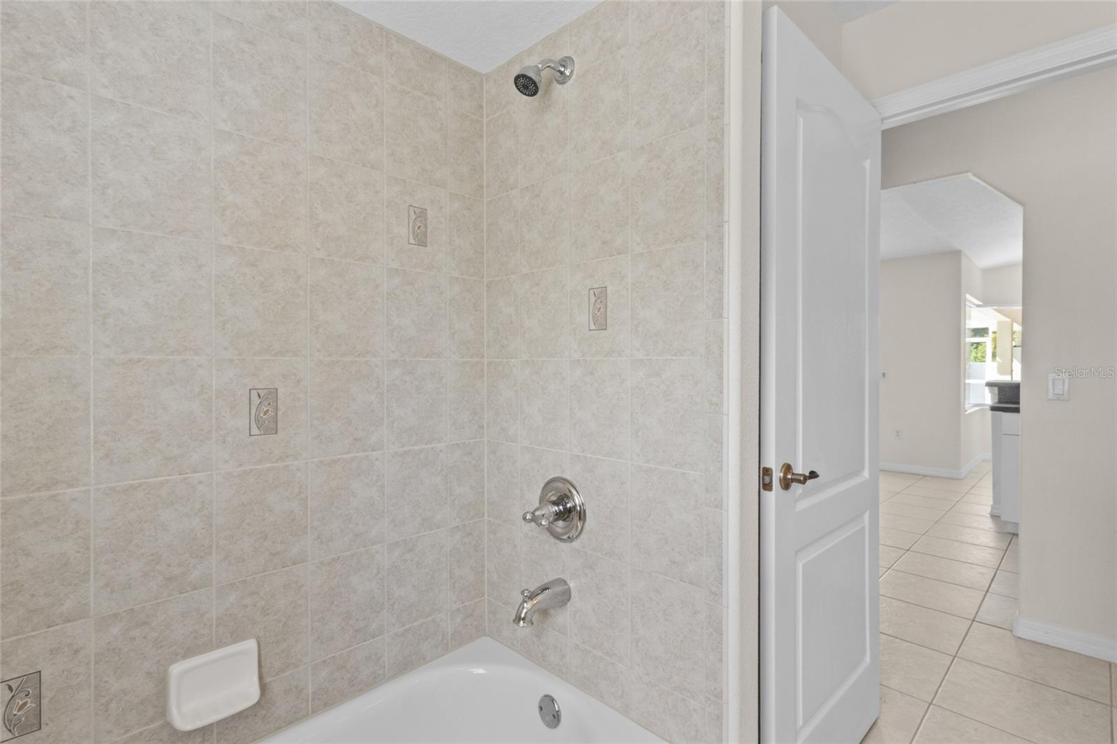 381 Foxglove Rd Property Photo 31