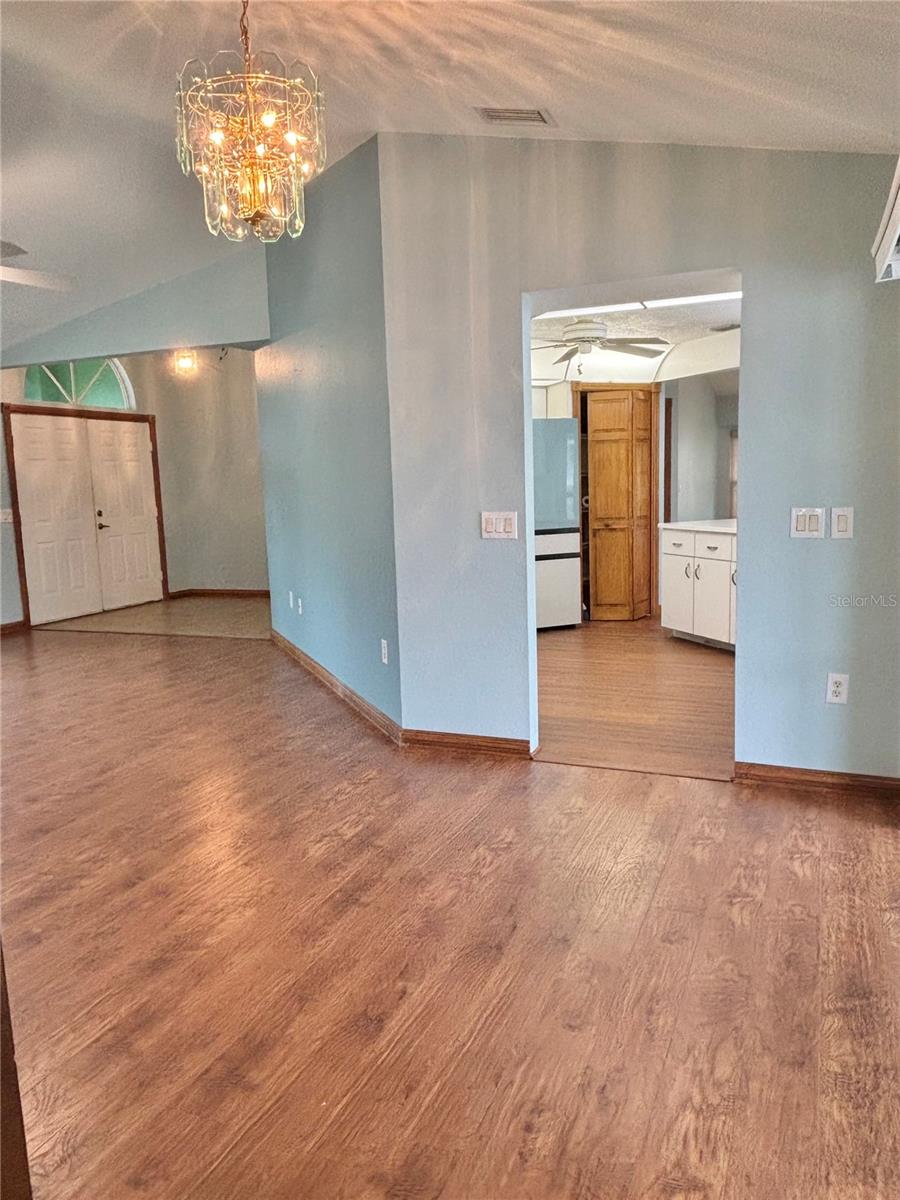 3159 Mccorkle St Property Photo 10