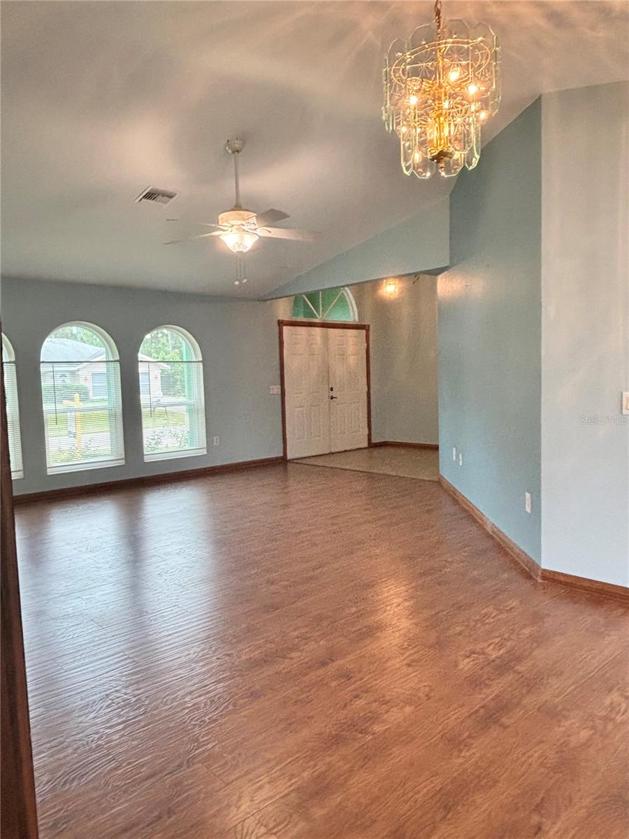 3159 Mccorkle St Property Photo 11