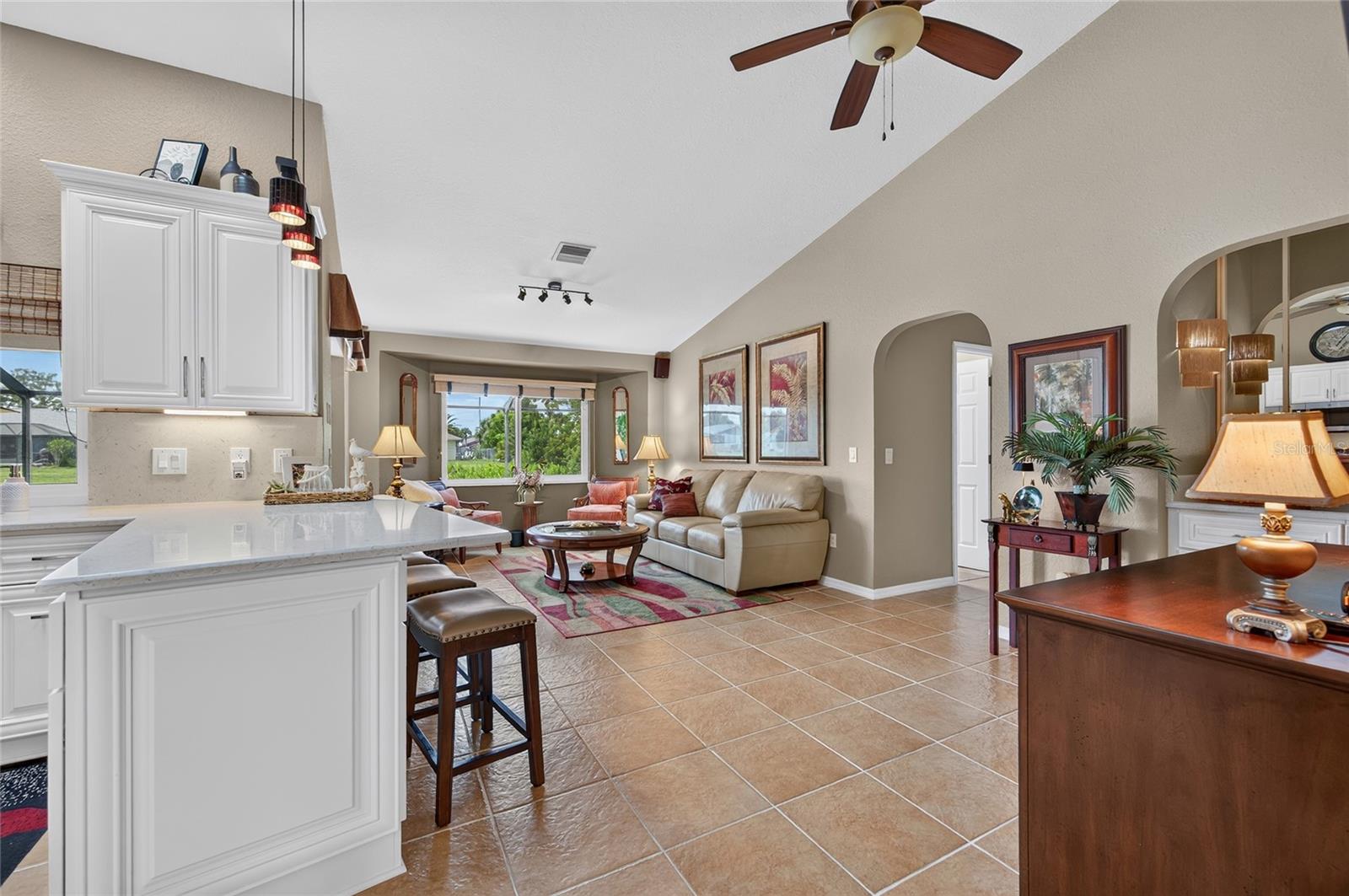 156 Hourglass Dr Property Photo 20