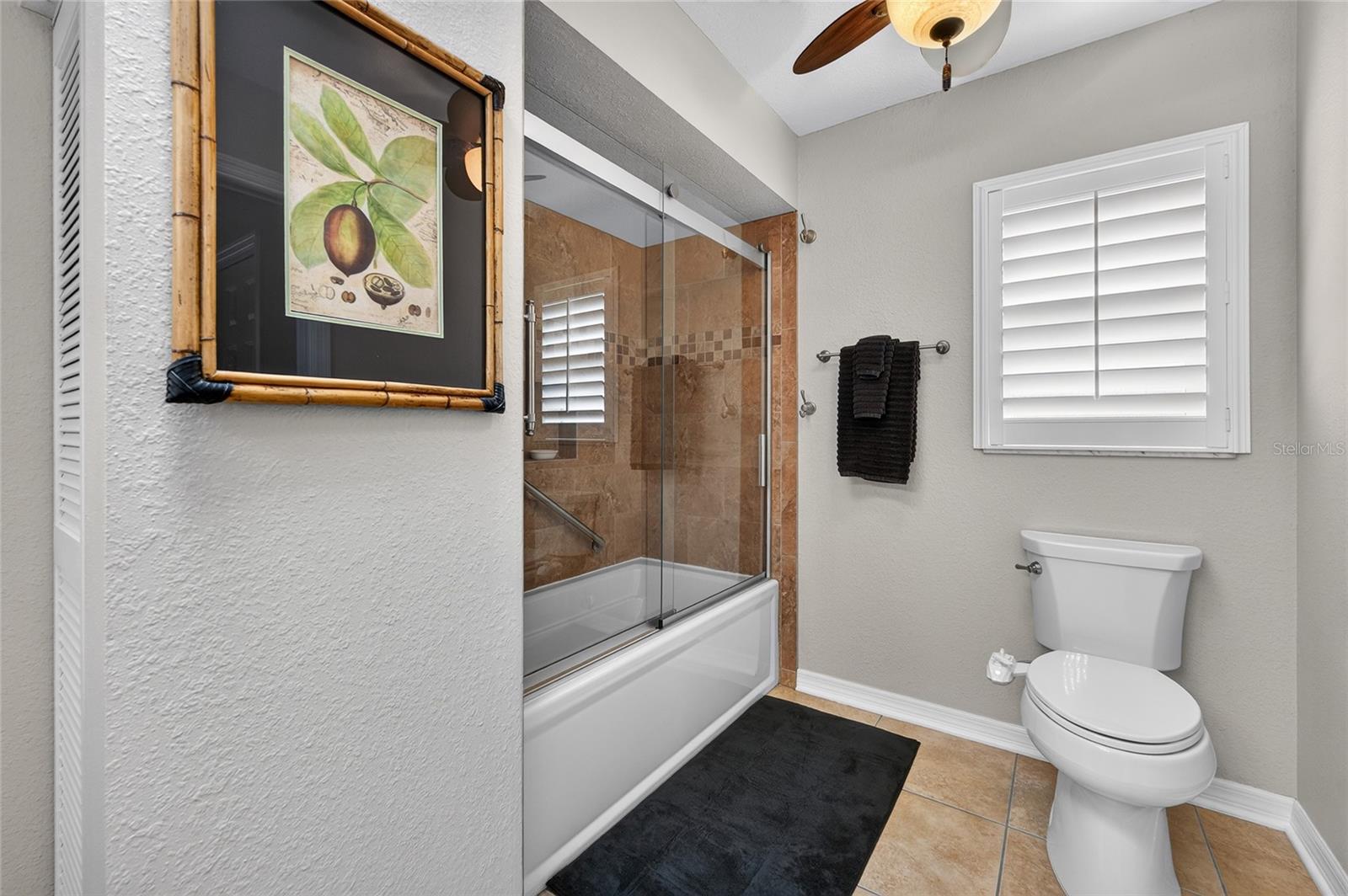 156 Hourglass Dr Property Photo 41