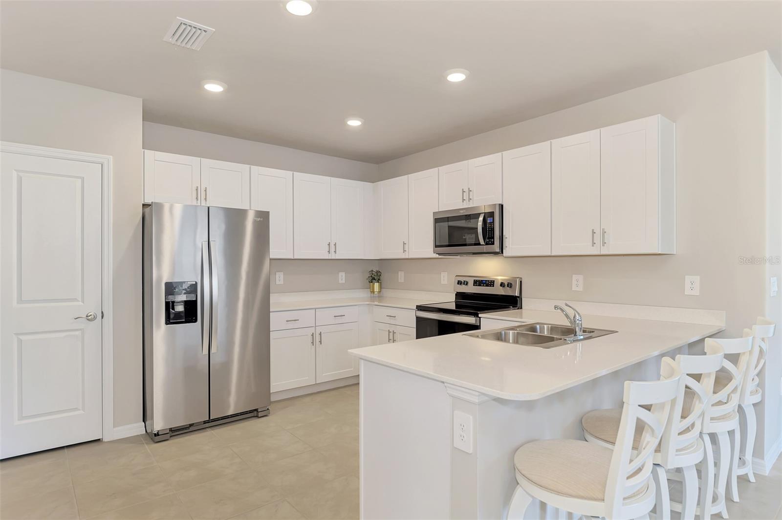 16081 Bridle Ridge St St Property Photo 10