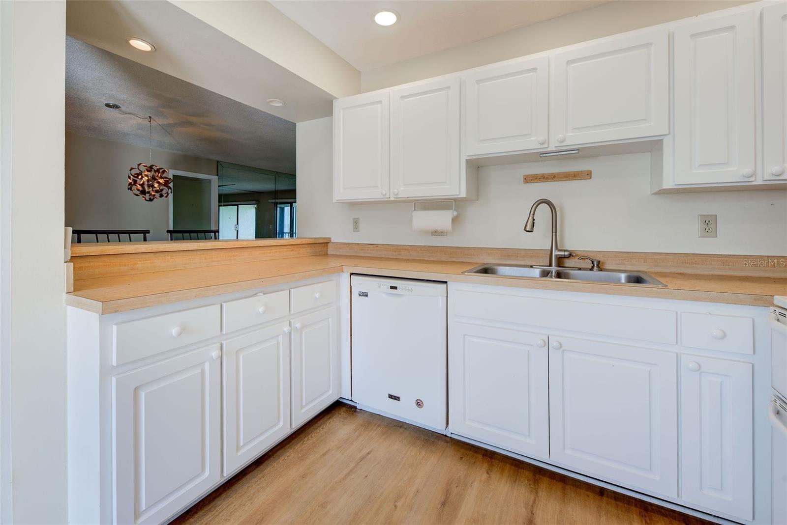 1036 Bird Bay Way #281 Property Photo 9