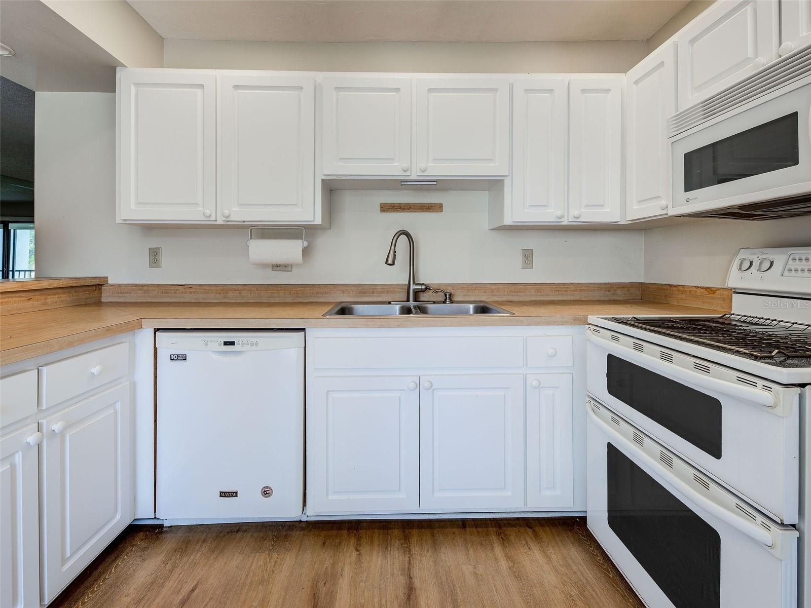1036 Bird Bay Way #281 Property Photo 10