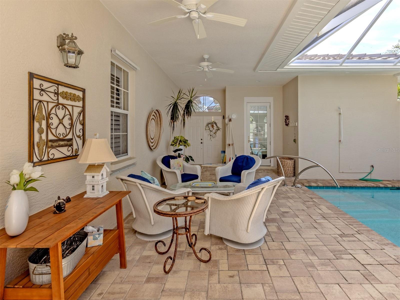 209 Rio Terra Property Photo 5