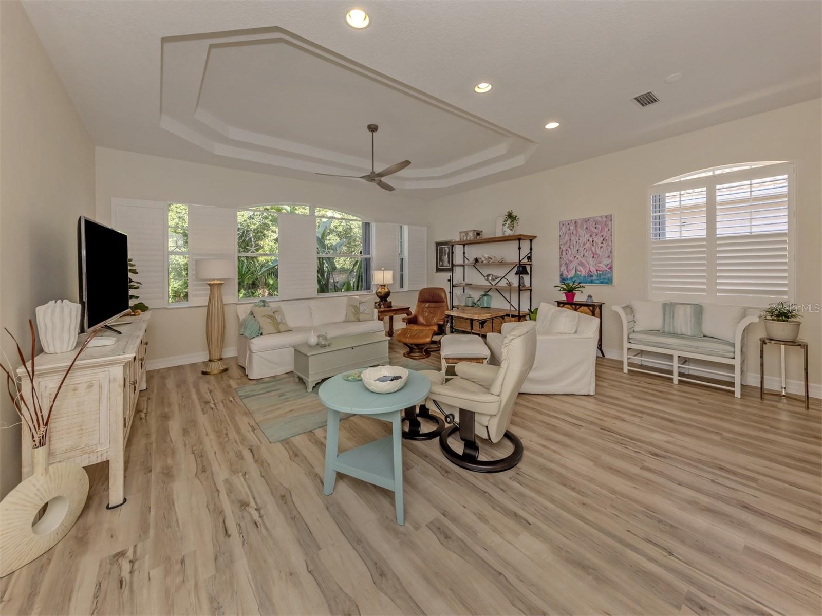 209 Rio Terra Property Photo 7