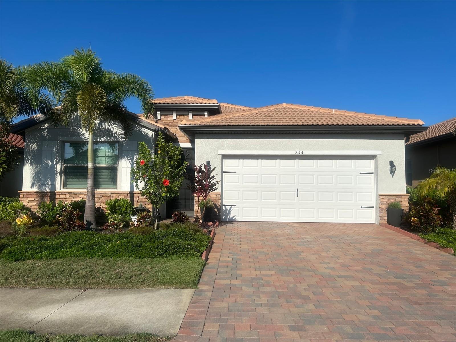 254 VINADIO BLVD Property Photo 1
