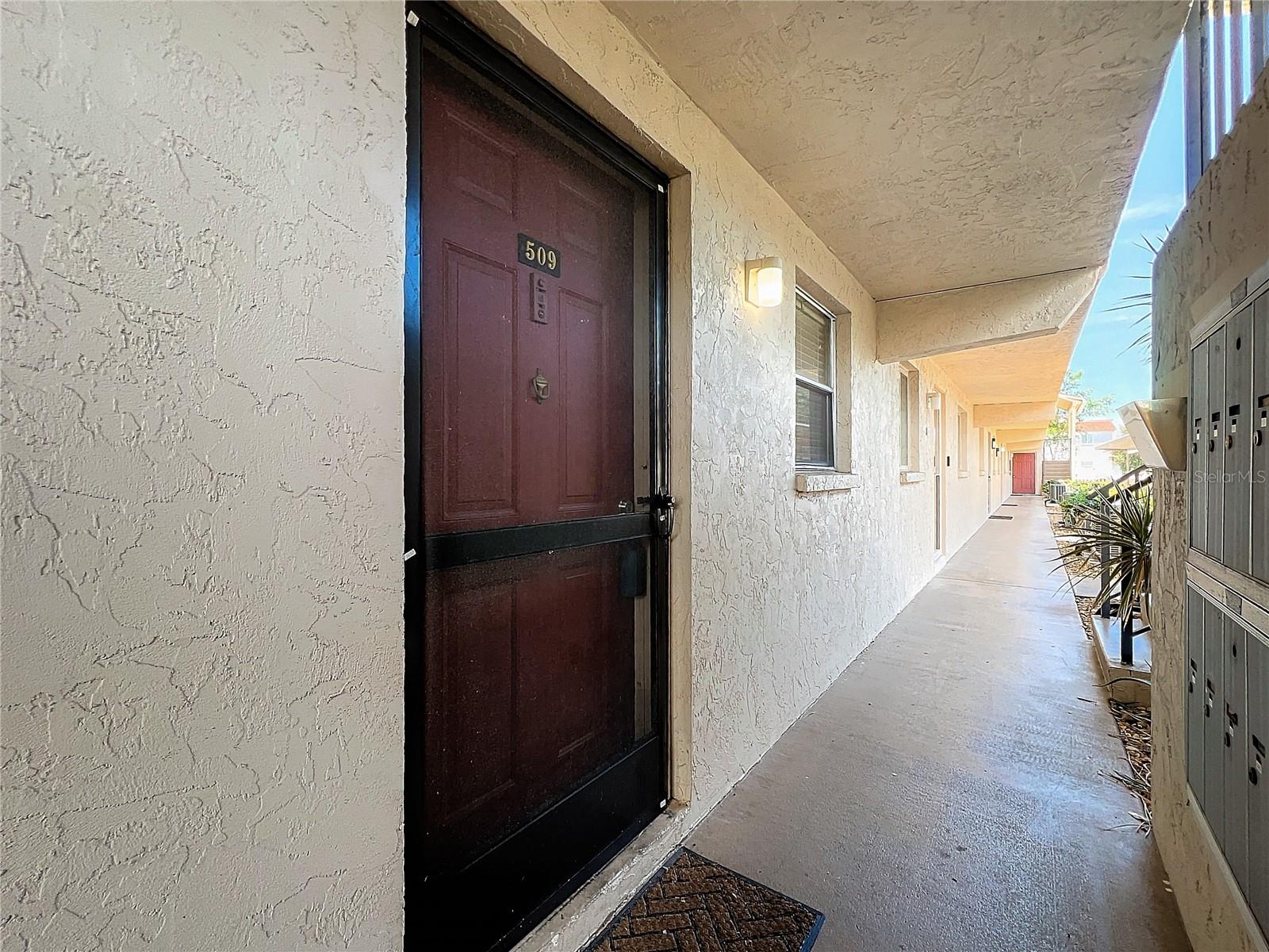 509 Parkdale Mews #509 Property Photo 5