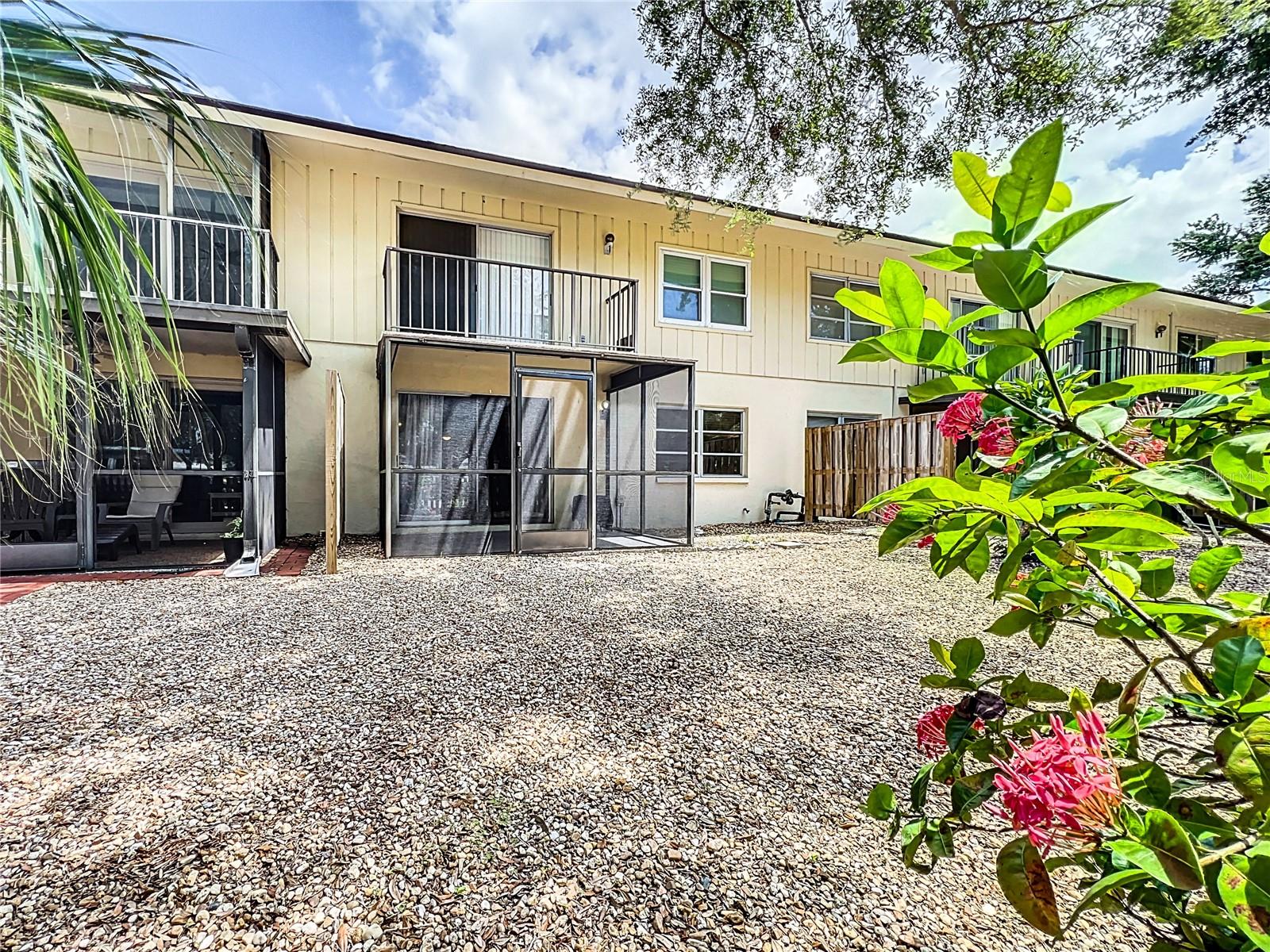 509 Parkdale Mews #509 Property Photo 22