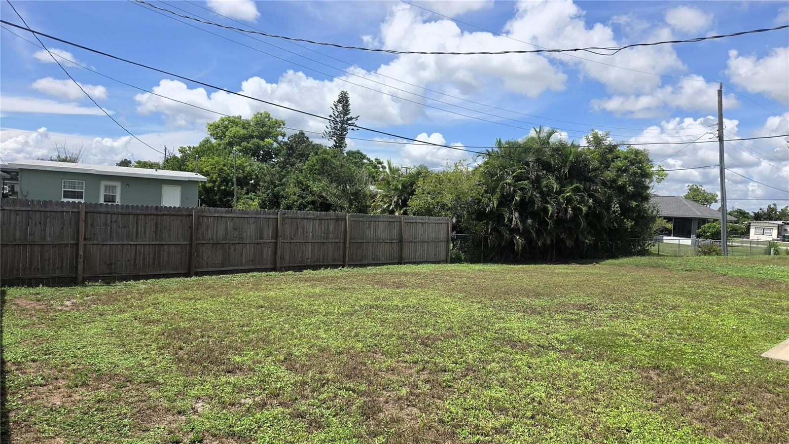 3445 Lucerne Ter Property Photo 17