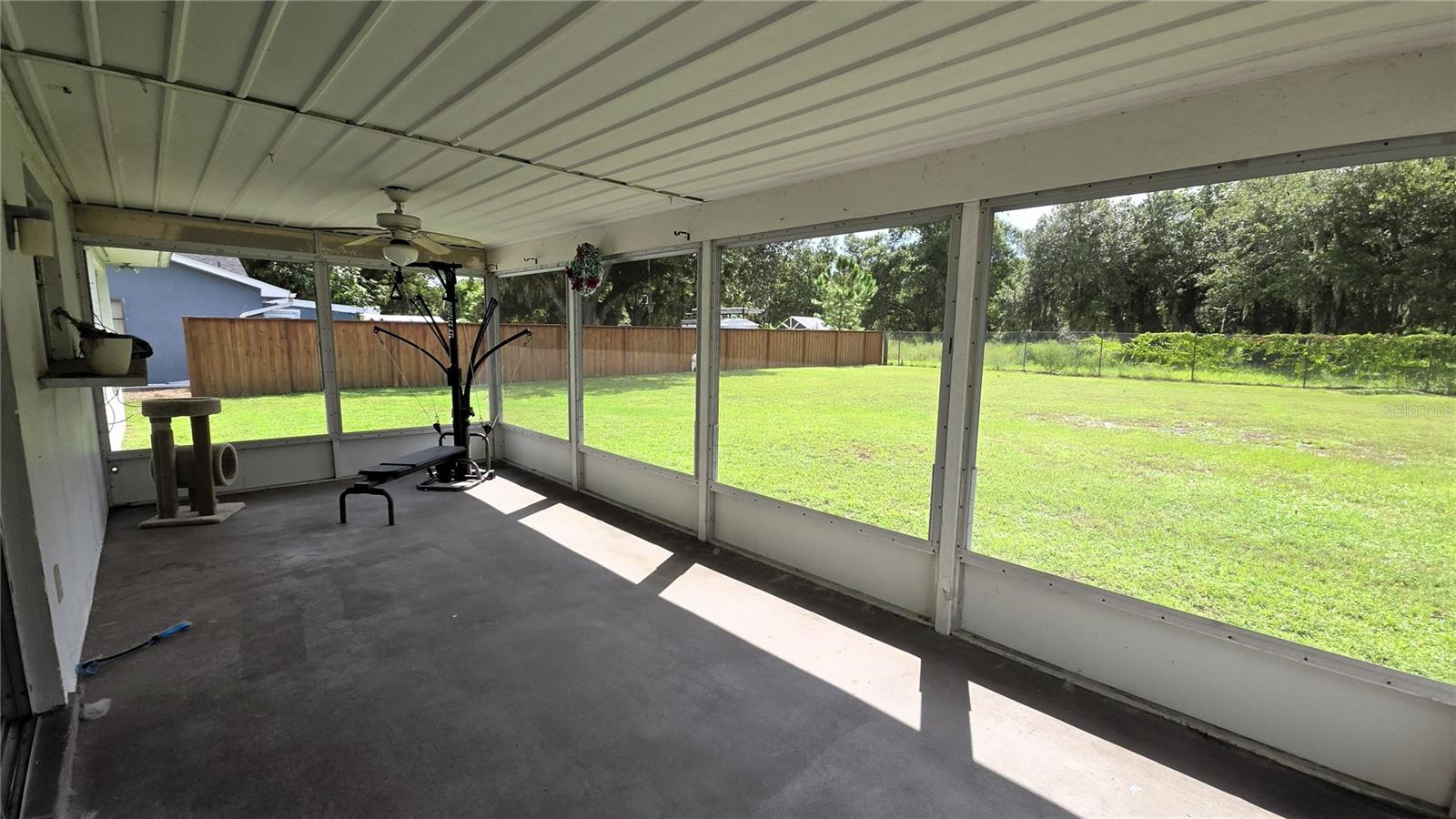 1419 Salyers St Property Photo 17