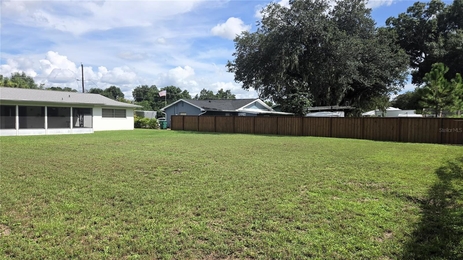 1419 Salyers St Property Photo 21