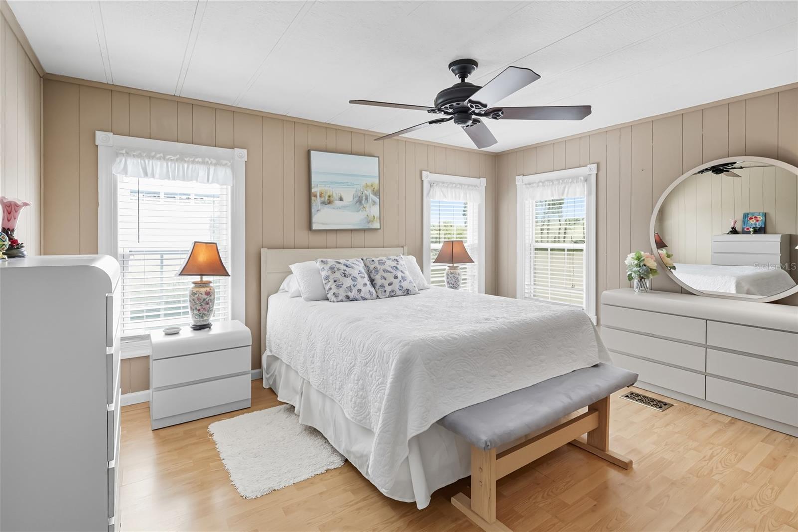 420 Vivar Property Photo 11