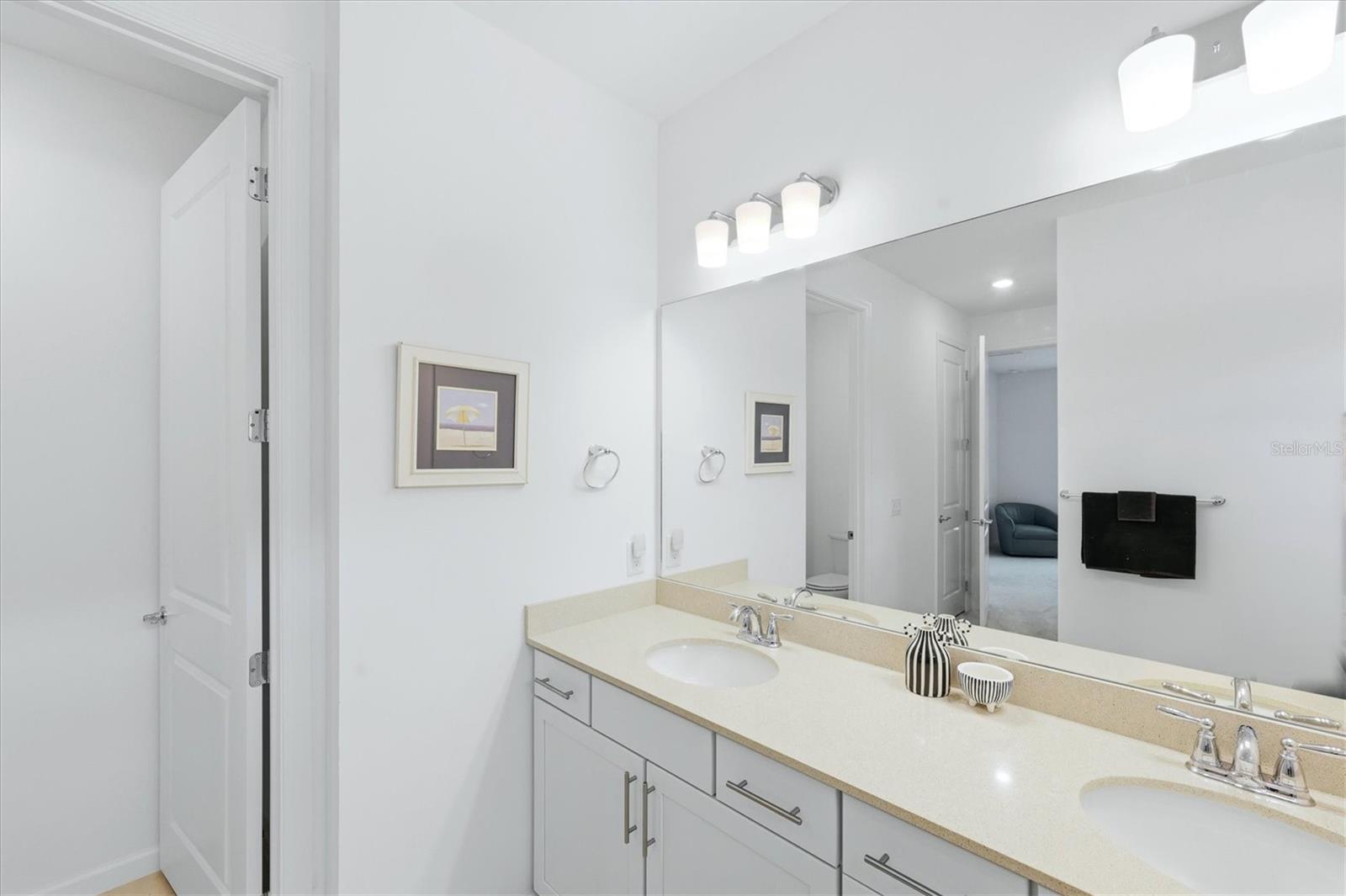 6229 Fish Eagle Ct Property Photo 45
