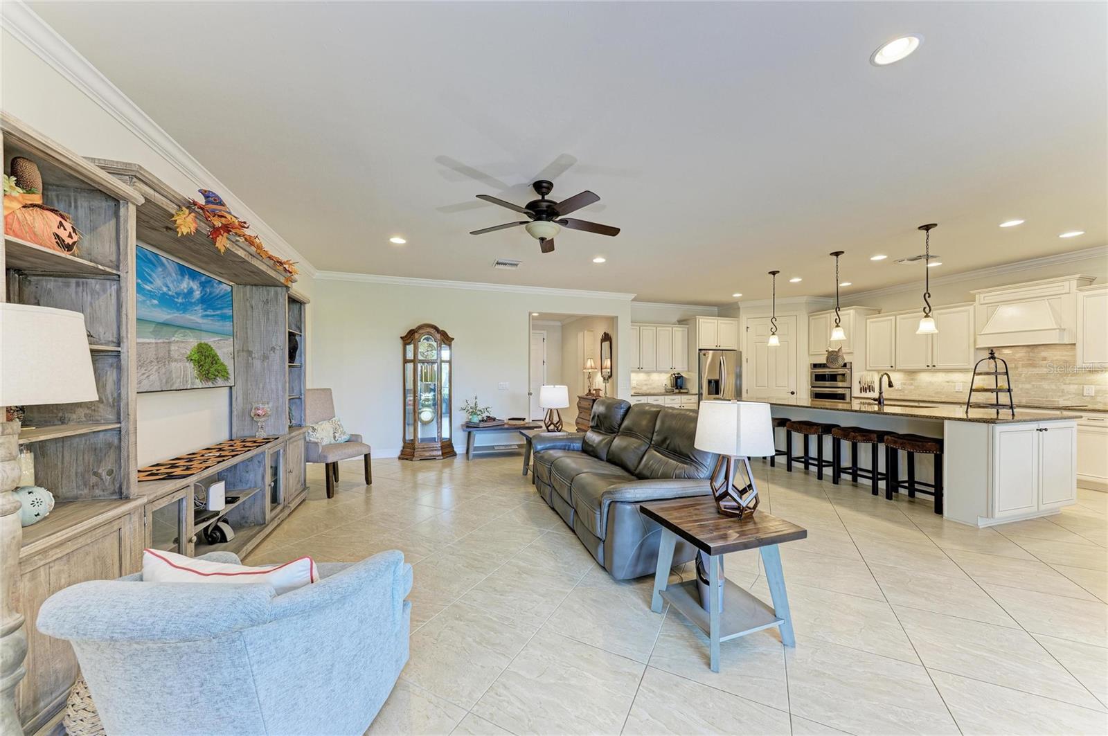 13897 Umbria St Property Photo 11
