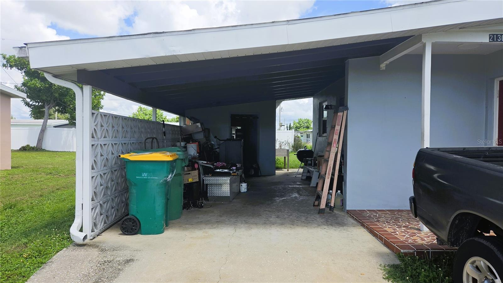 21306 Percy Ave Property Photo 2