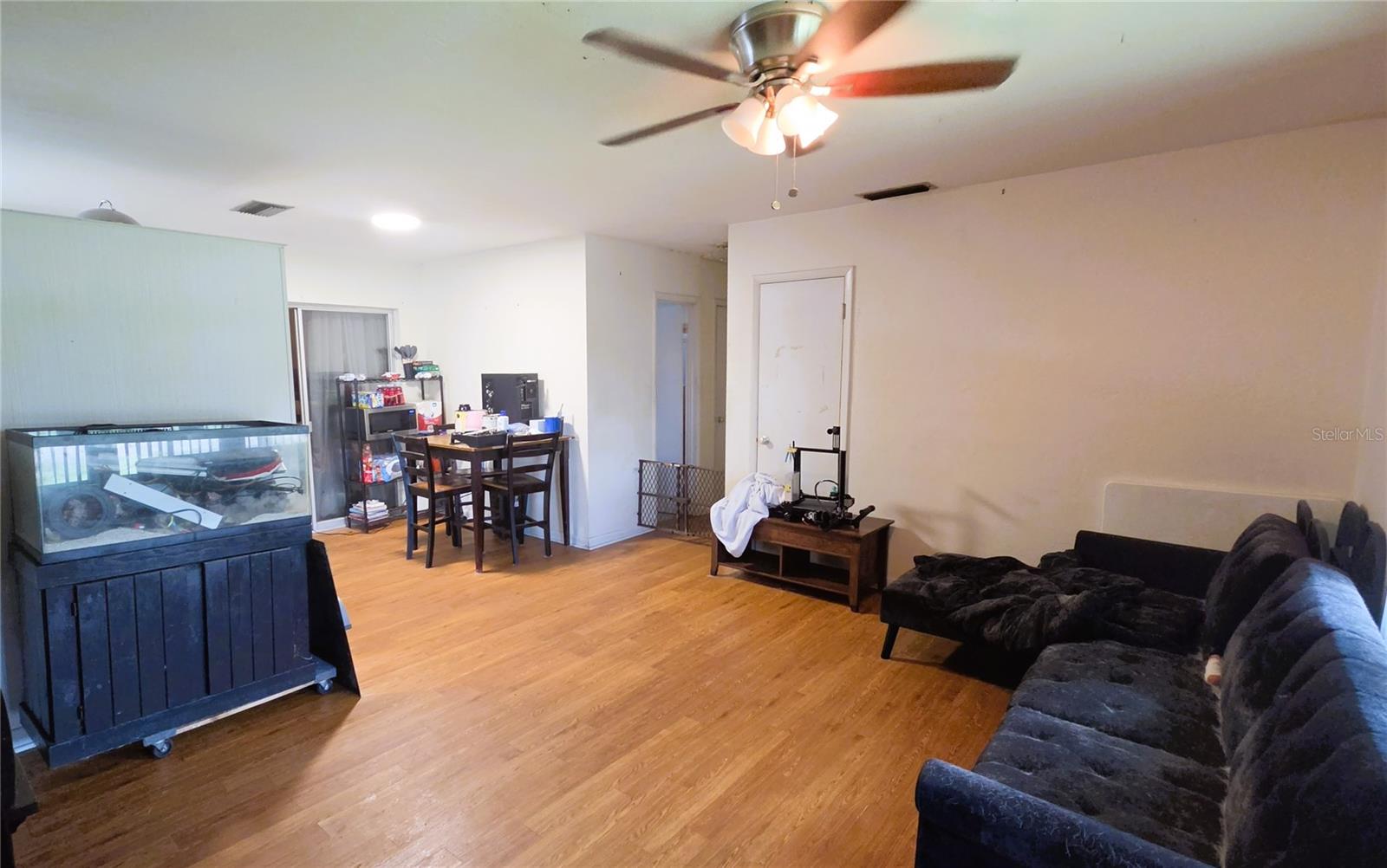 21306 Percy Ave Property Photo 4