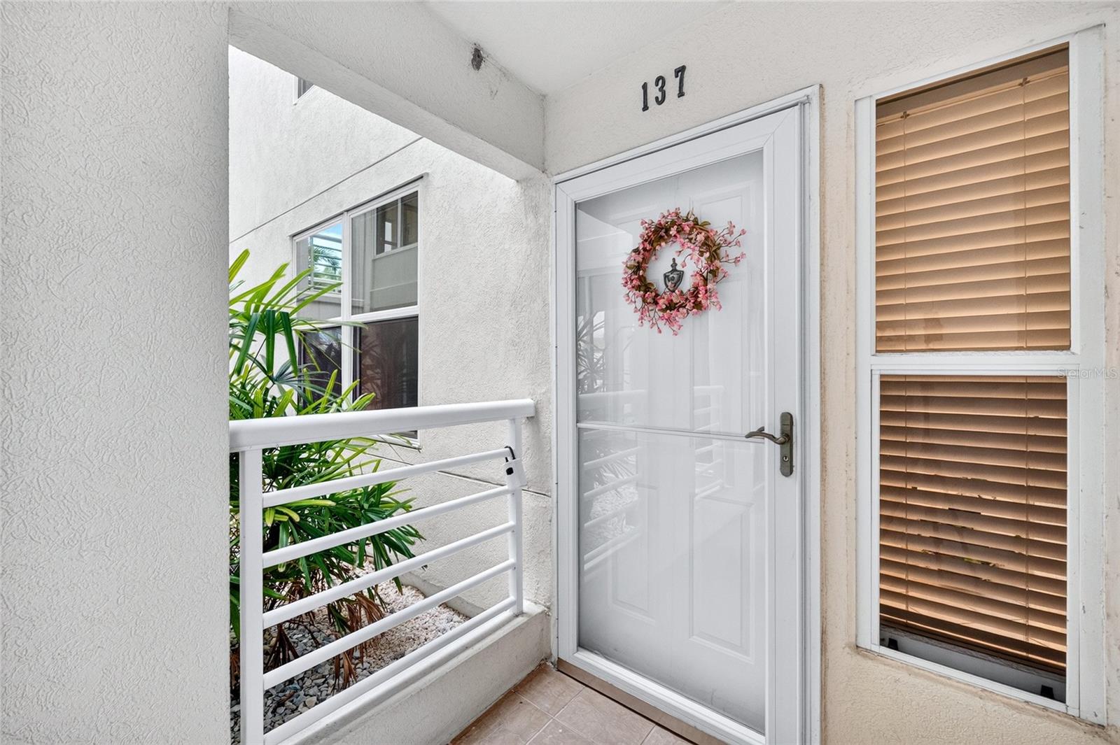 6021 Bahia Del Mar Cir #137 Property Photo 4