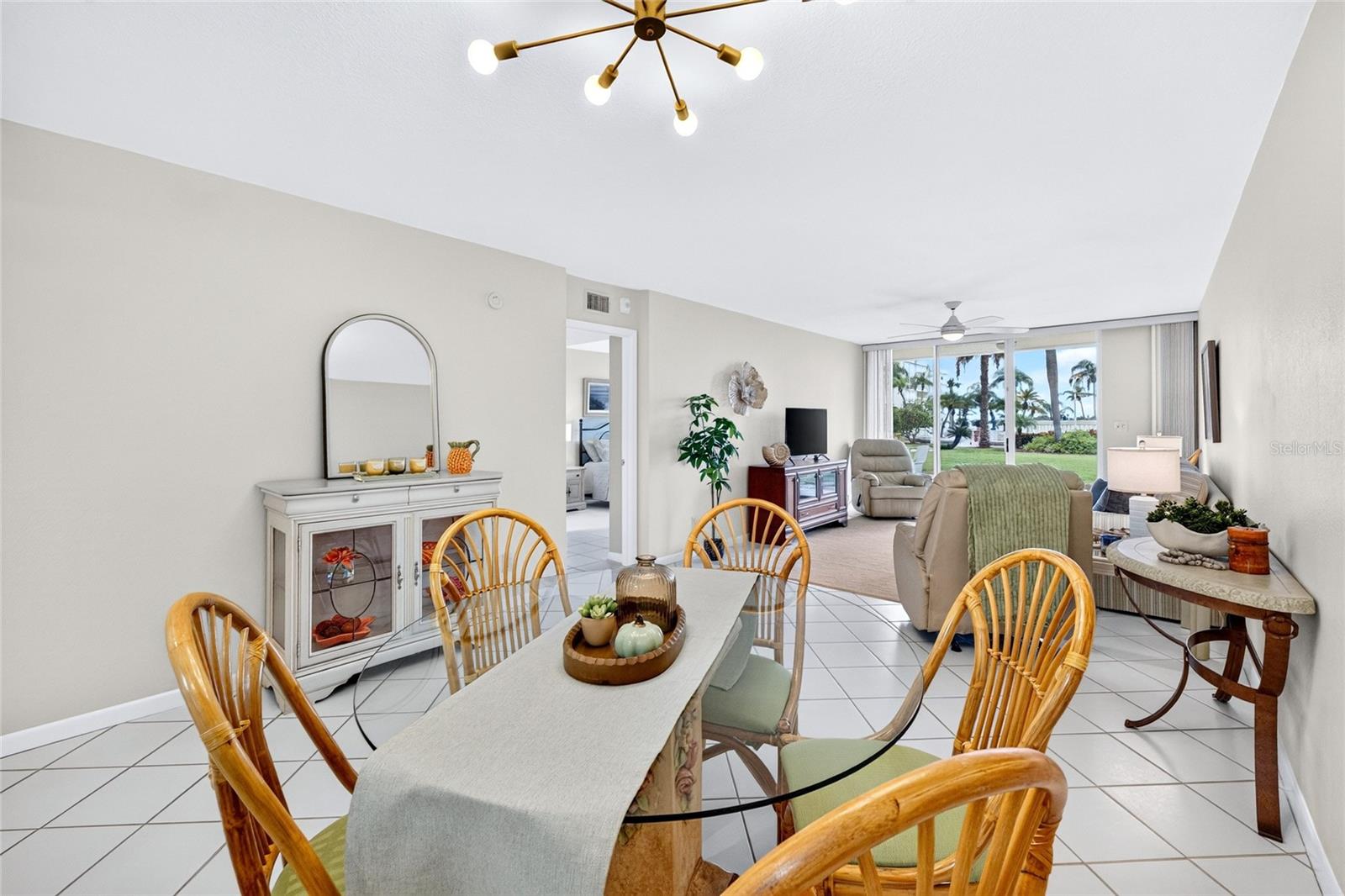 6021 Bahia Del Mar Cir #137 Property Photo 16