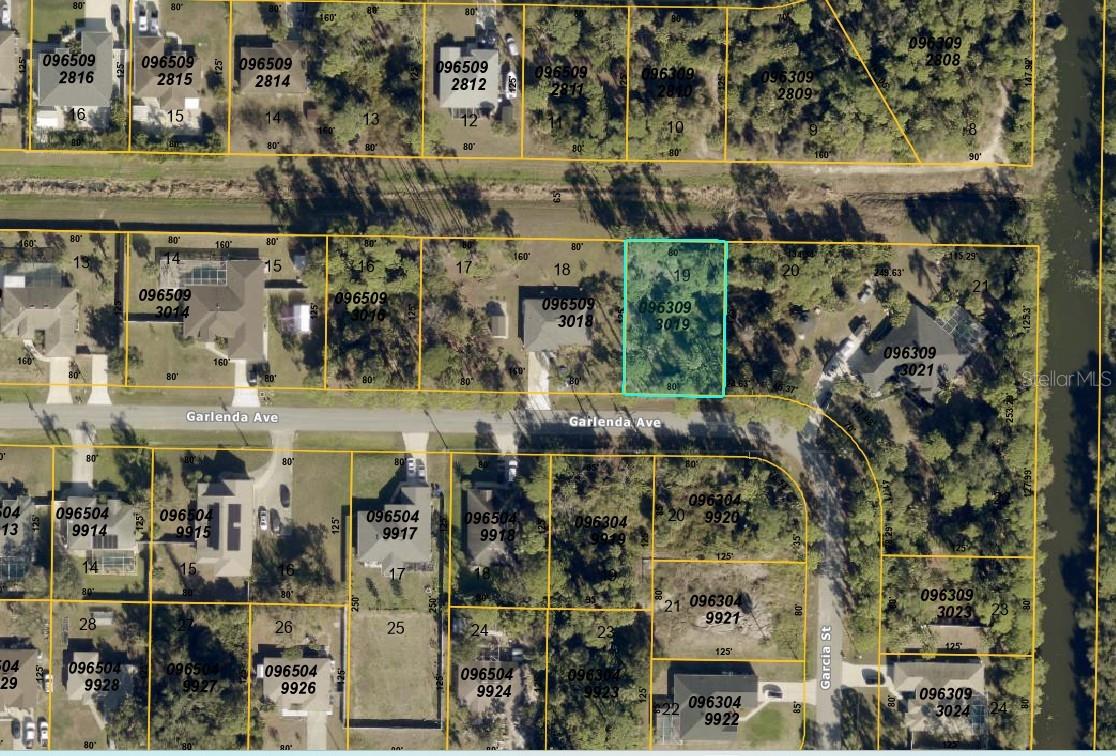 GARLENDA AVE Property Photo 1