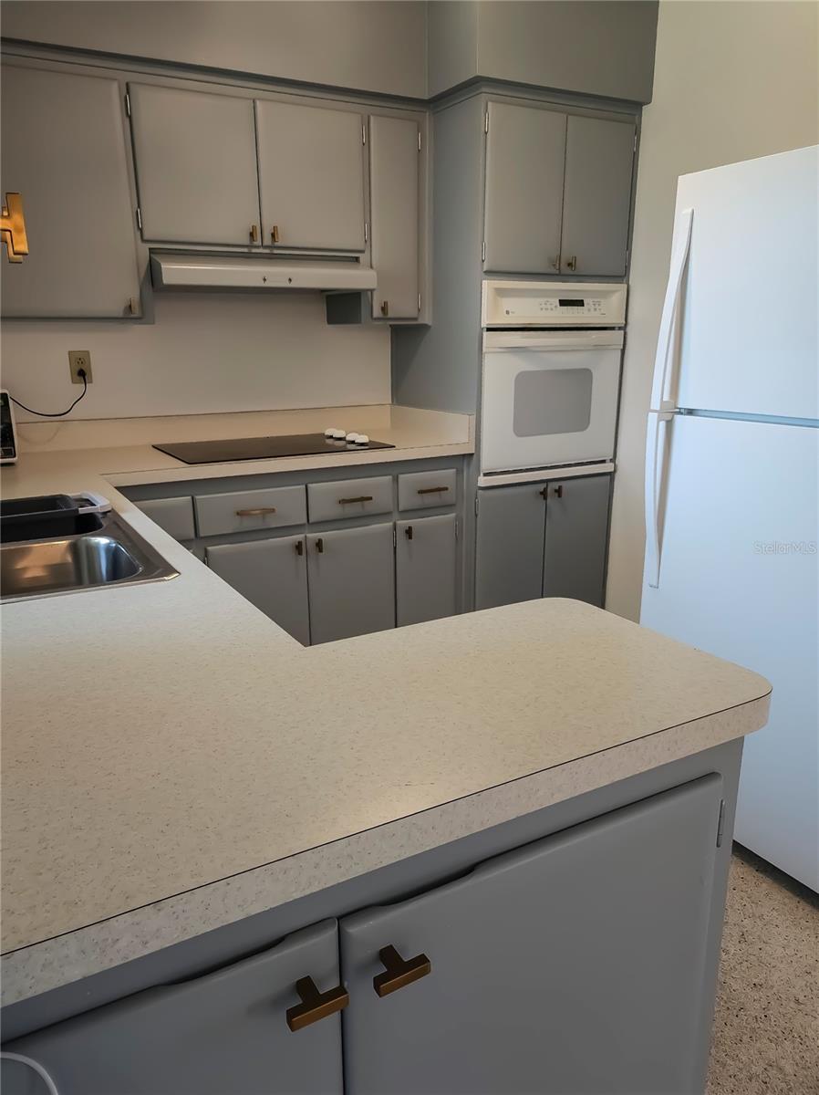 304 Shore Rd Property Photo 10