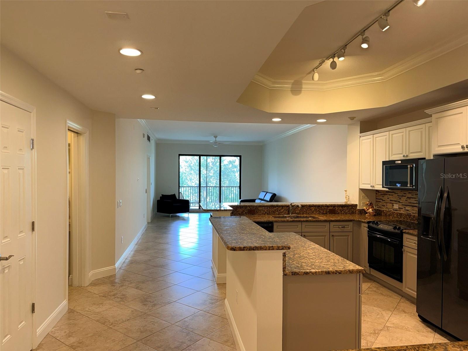 7702 Lake Vista Ct #303 Property Photo 8