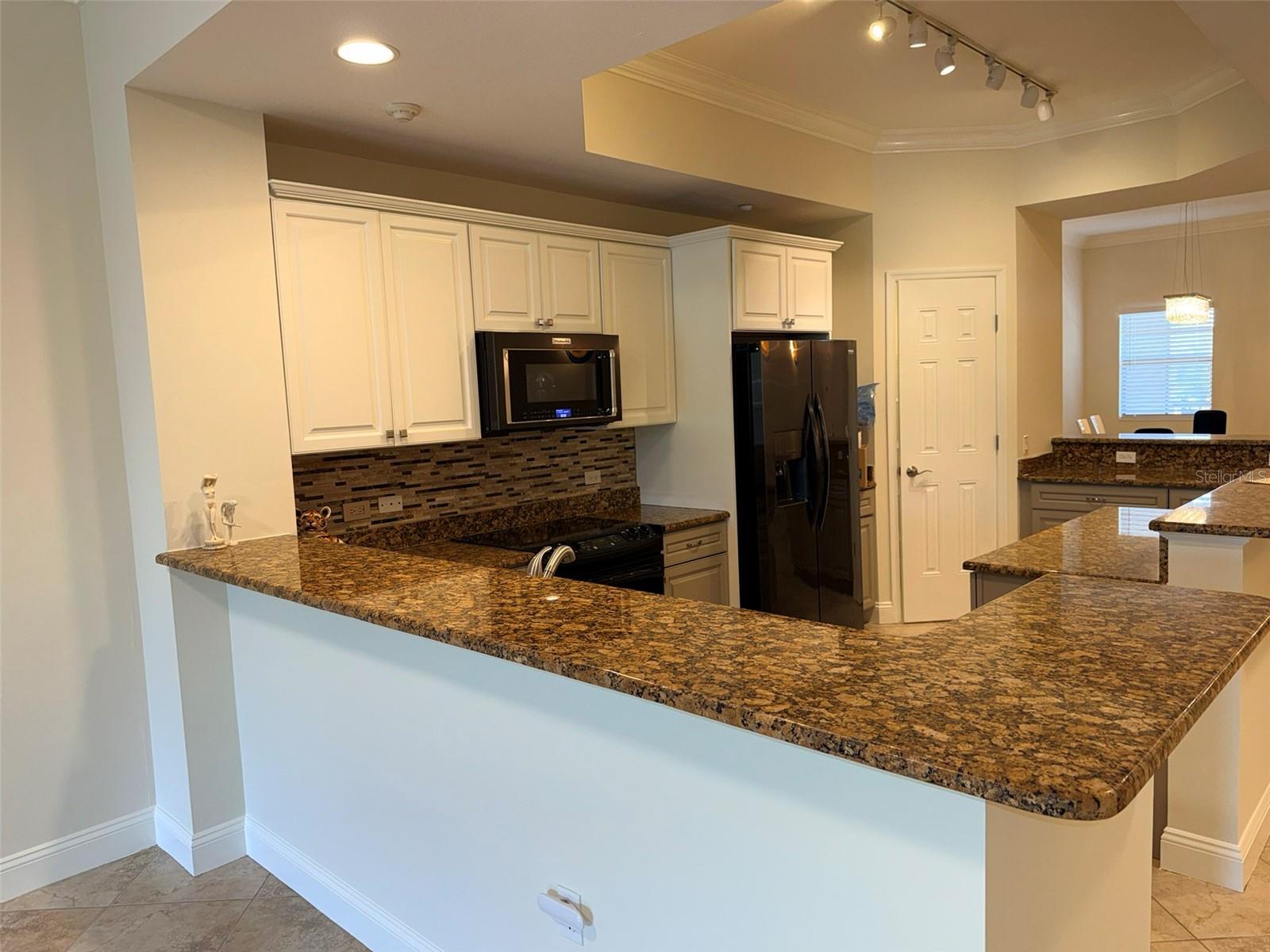 7702 Lake Vista Ct #303 Property Photo 12