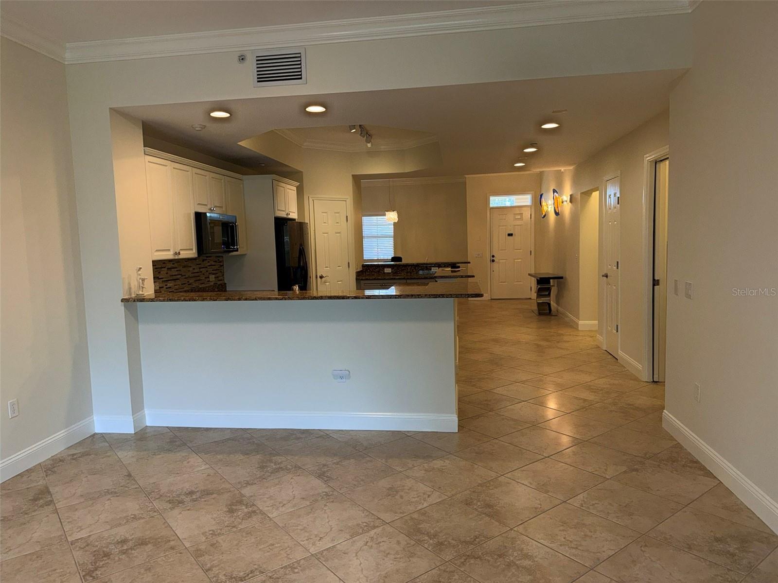 7702 Lake Vista Ct #303 Property Photo 18