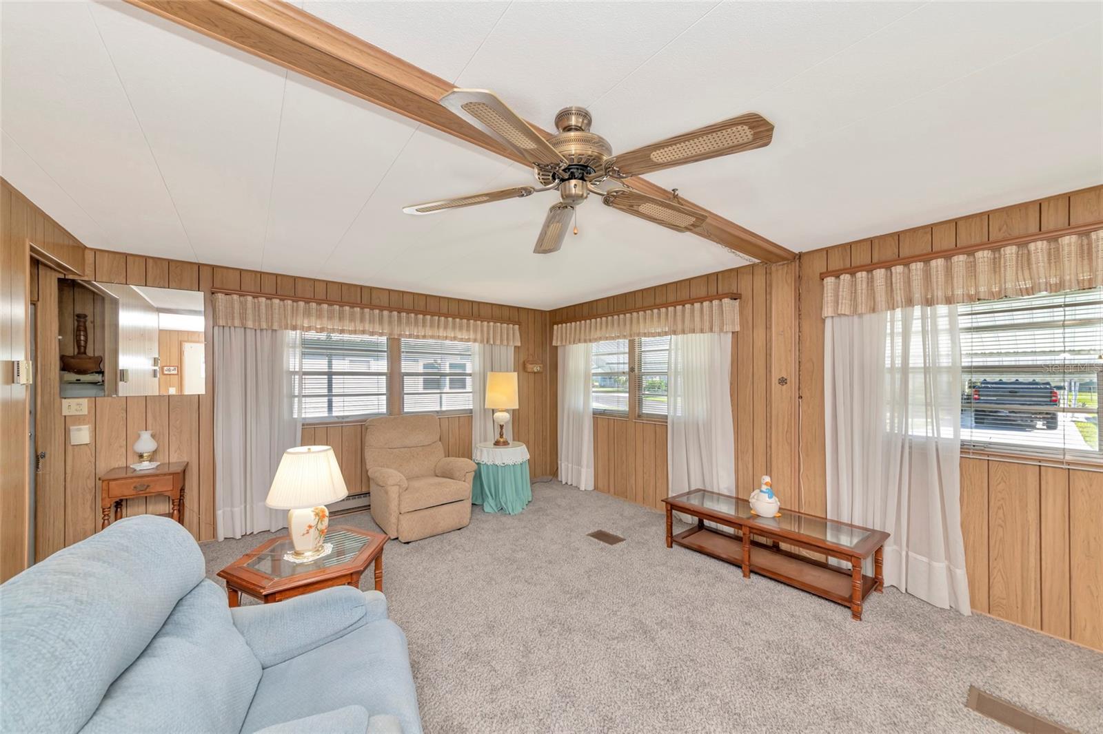 216 Outer Dr E Property Photo 22
