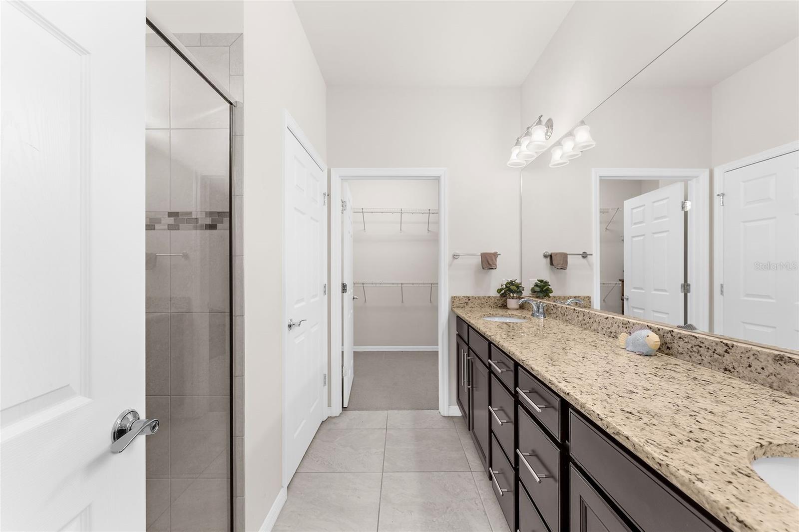 13825 Karina St Property Photo 22