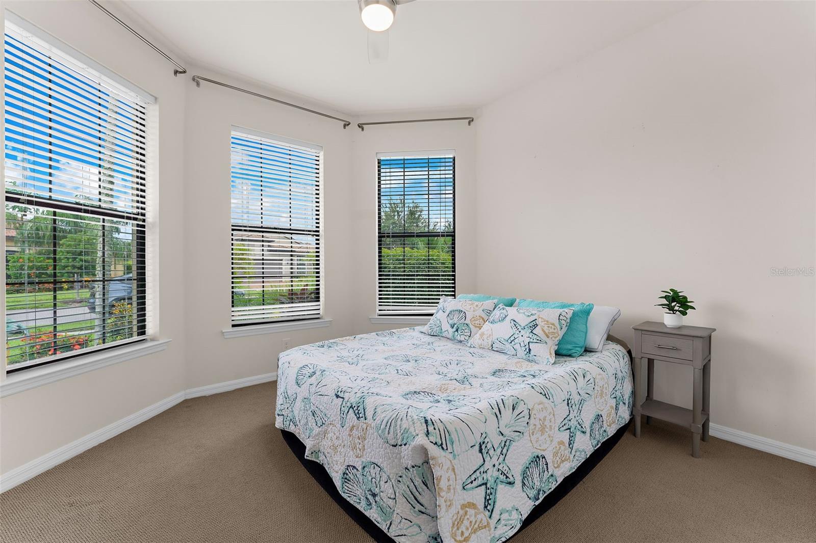 13825 Karina St Property Photo 25
