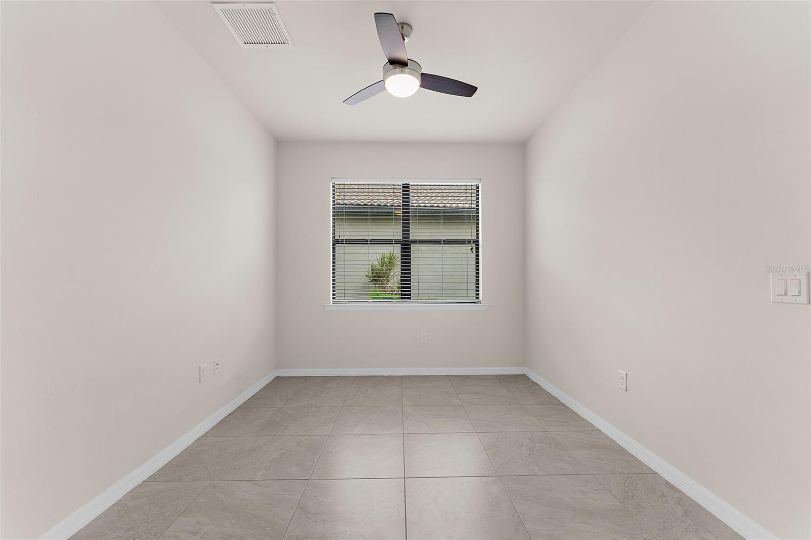 13825 Karina St Property Photo 28
