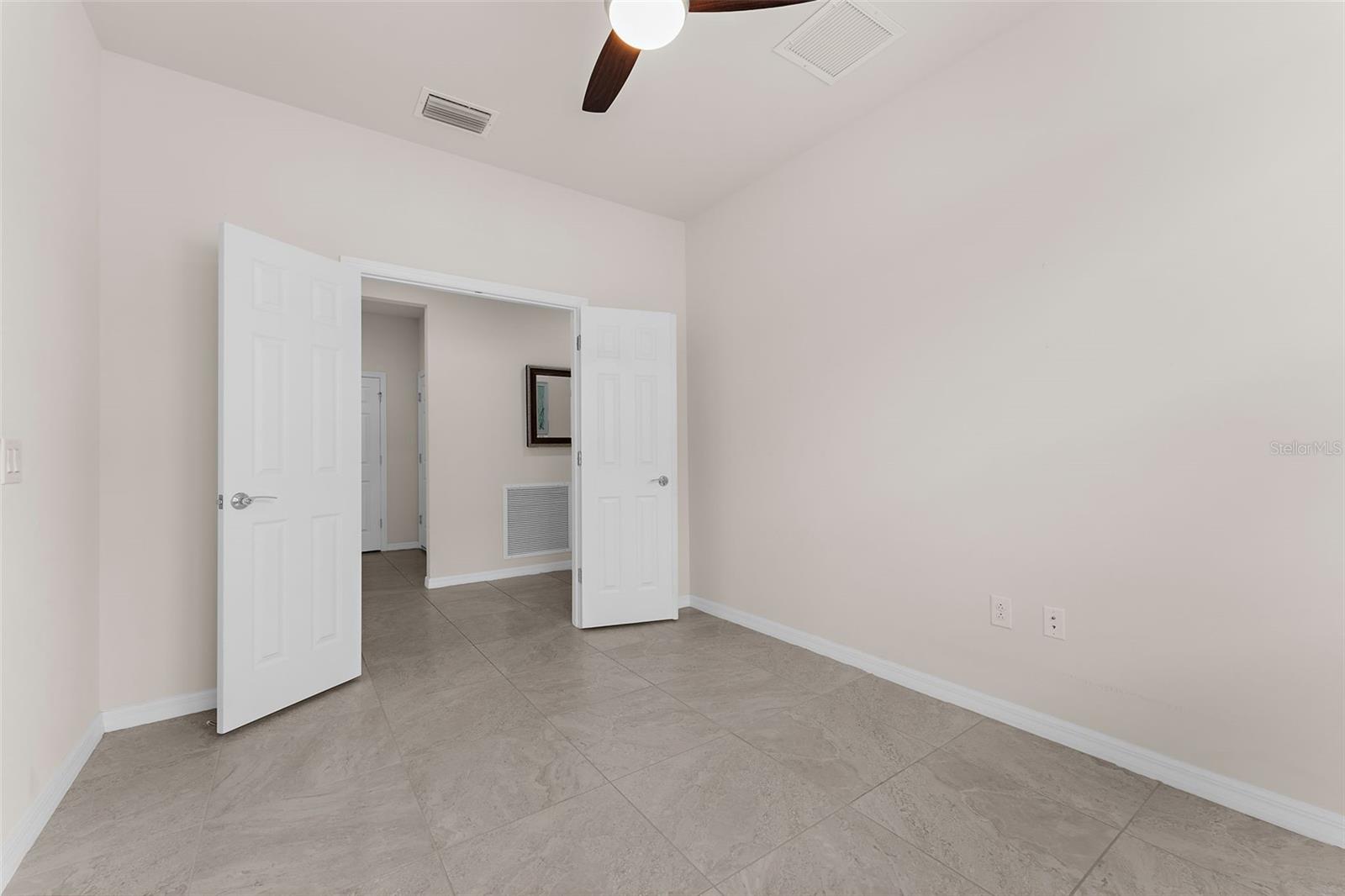 13825 Karina St Property Photo 29