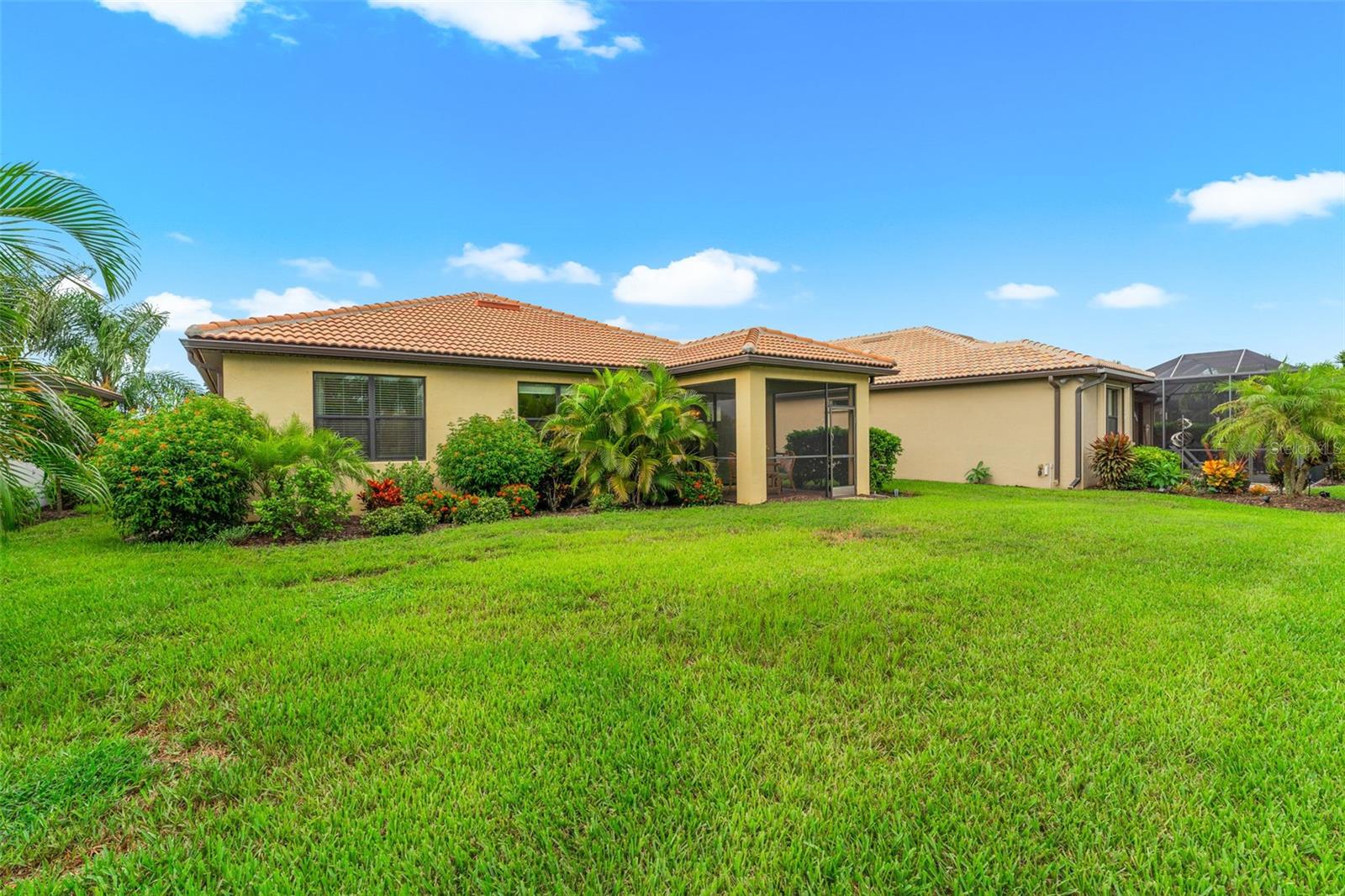 13825 Karina St Property Photo 33