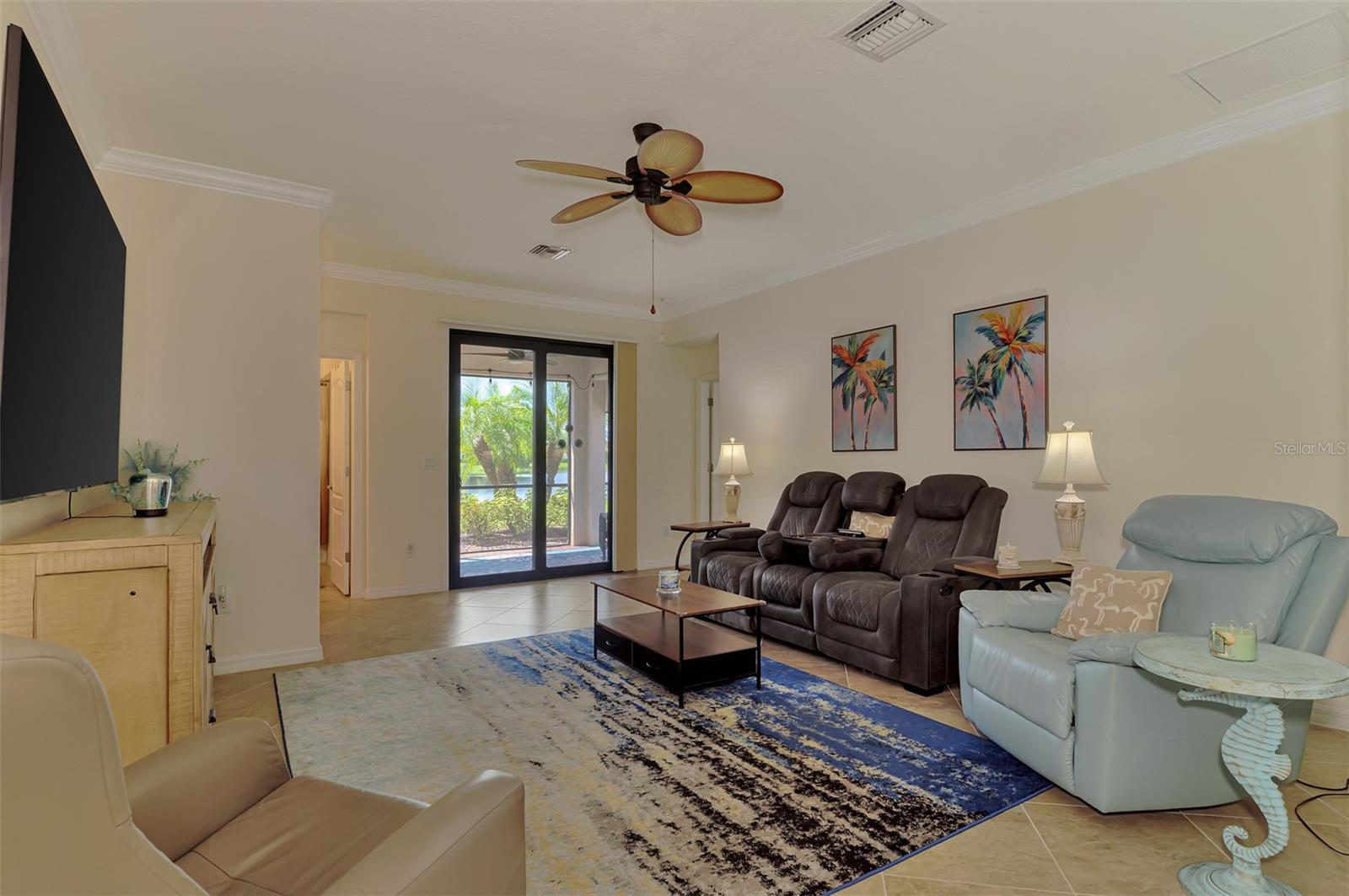 9845 Hilltop Dr Property Photo 16