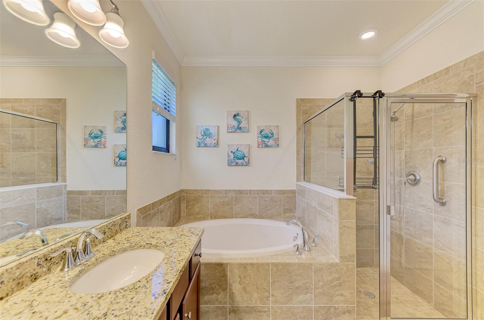 9845 Hilltop Dr Property Photo 38