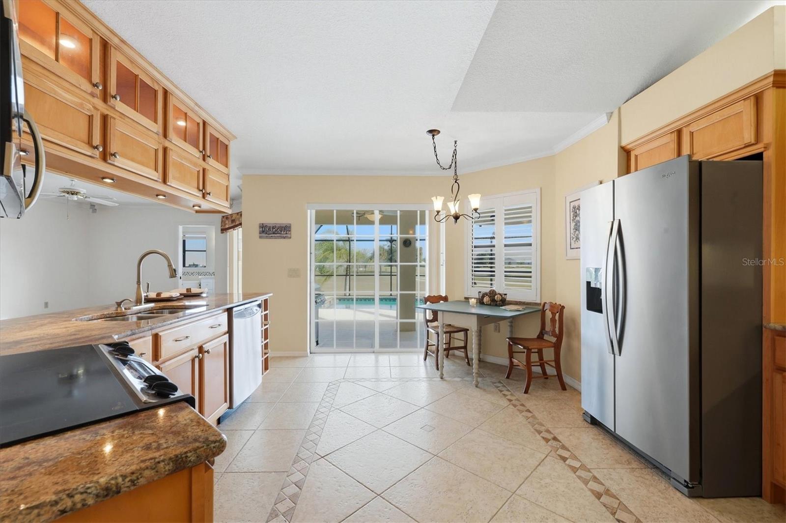 10 Amberjack Pl Property Photo 4