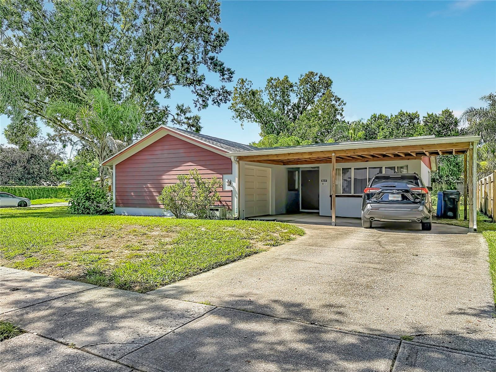617 Highview Cir S Property Photo 1