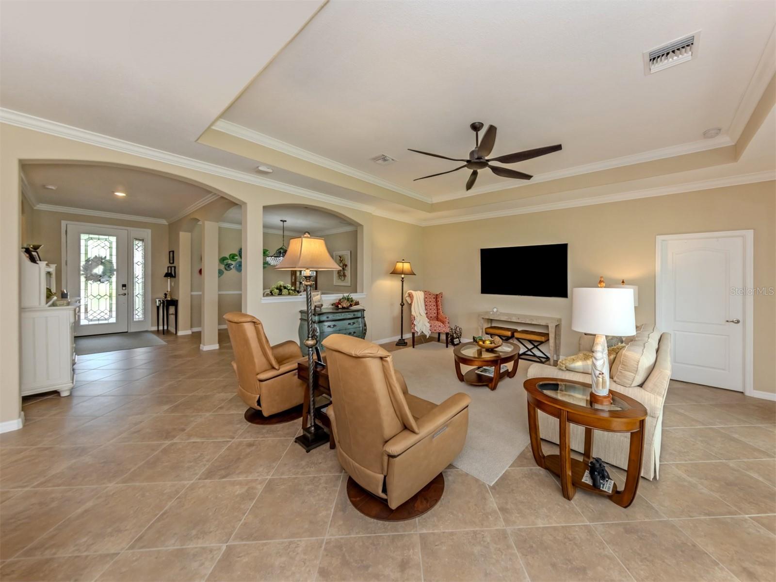 13895 Vancanza Dr Property Photo 8
