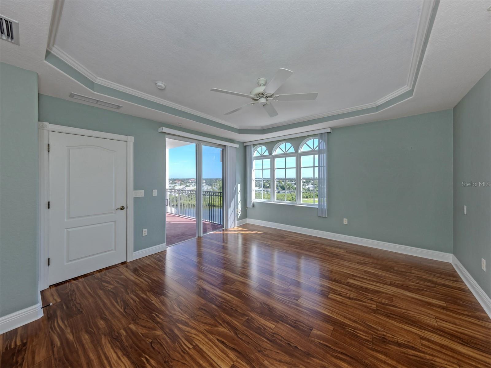 167 Tampa Ave E #813 Property Photo 22