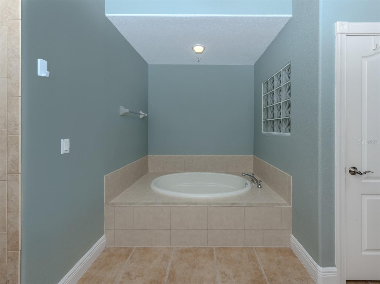 167 Tampa Ave E #813 Property Photo 26