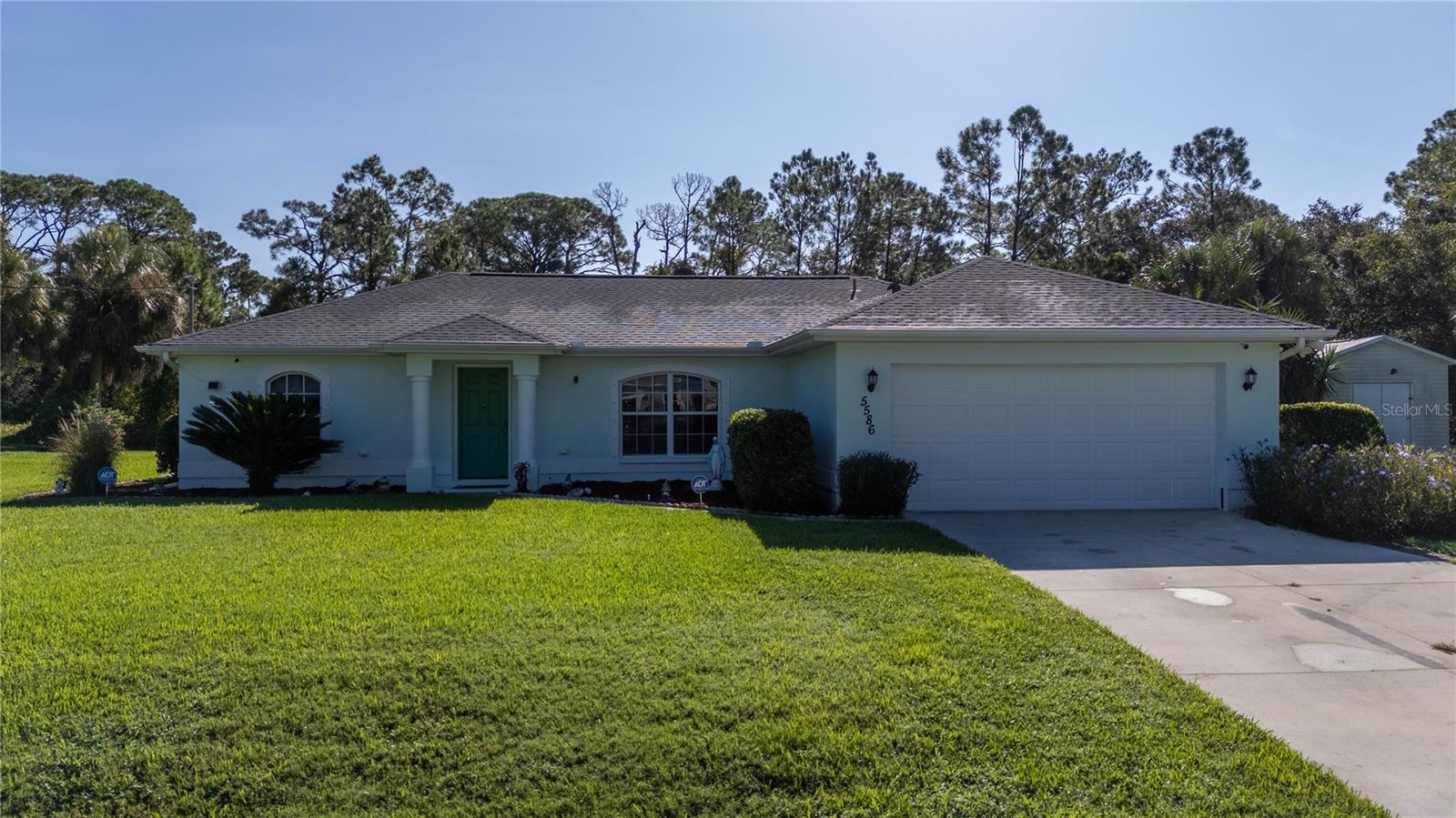 5586 Galambos St Property Photo 3