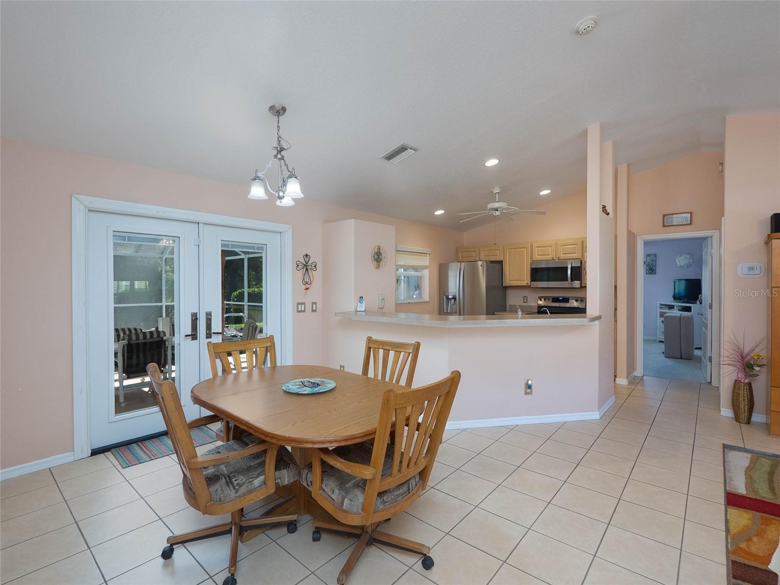 5586 Galambos St Property Photo 11