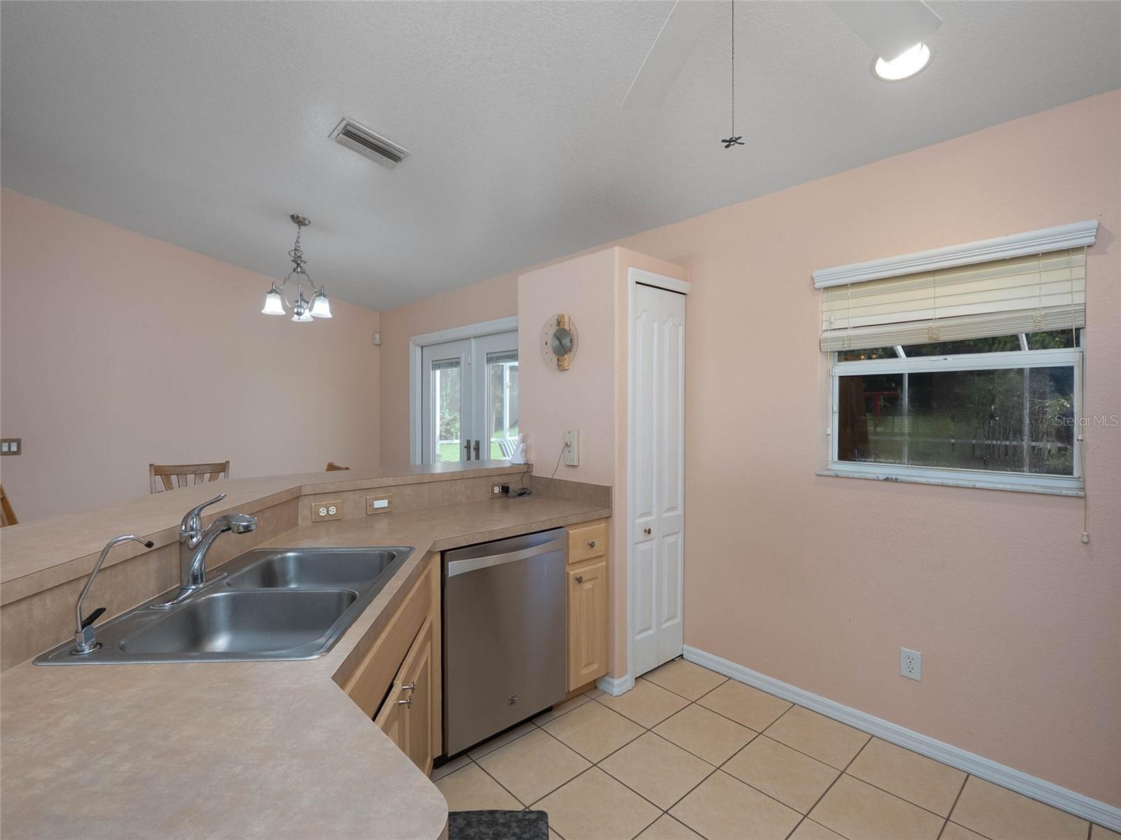 5586 Galambos St Property Photo 15