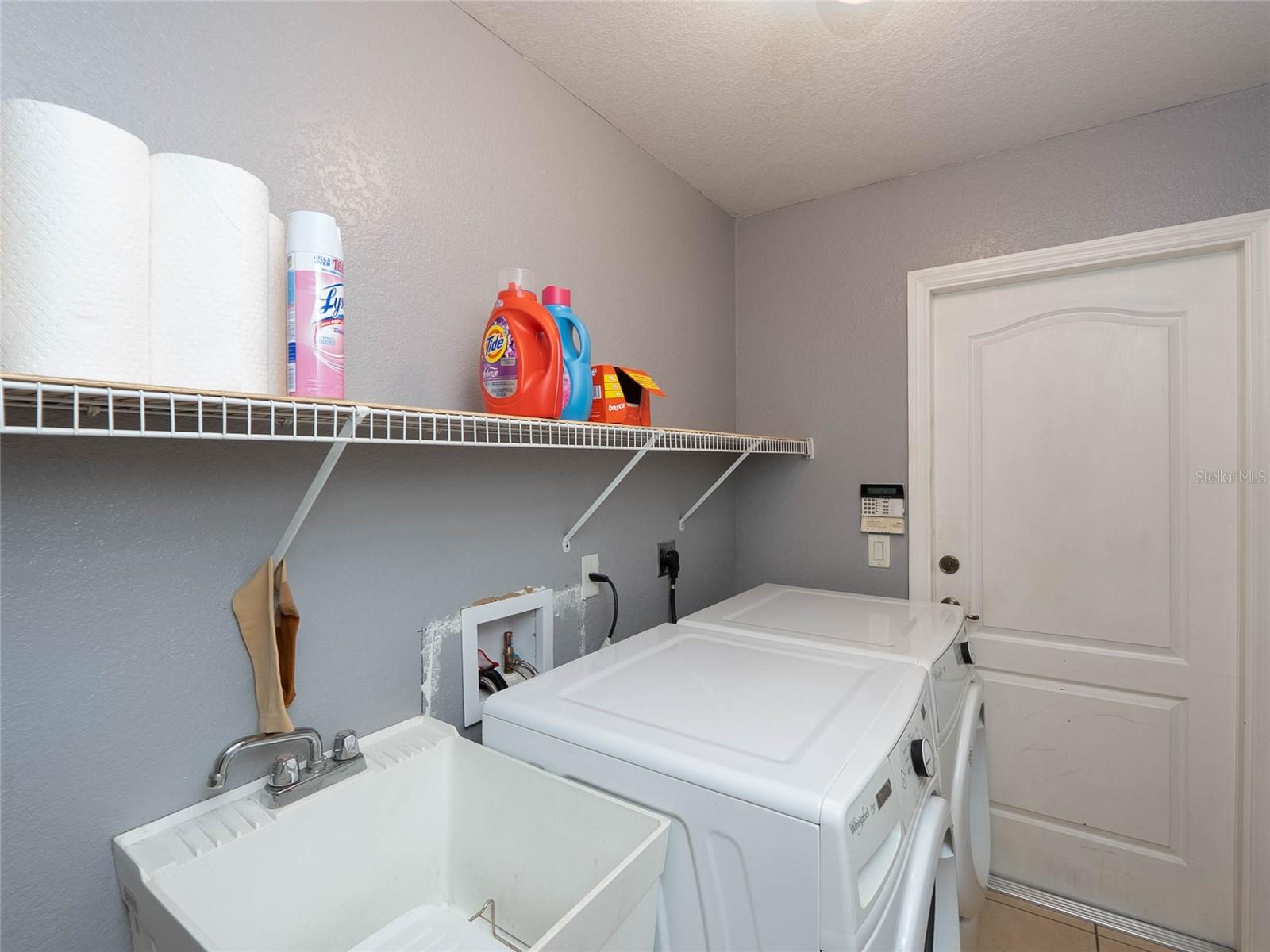 5586 Galambos St Property Photo 29
