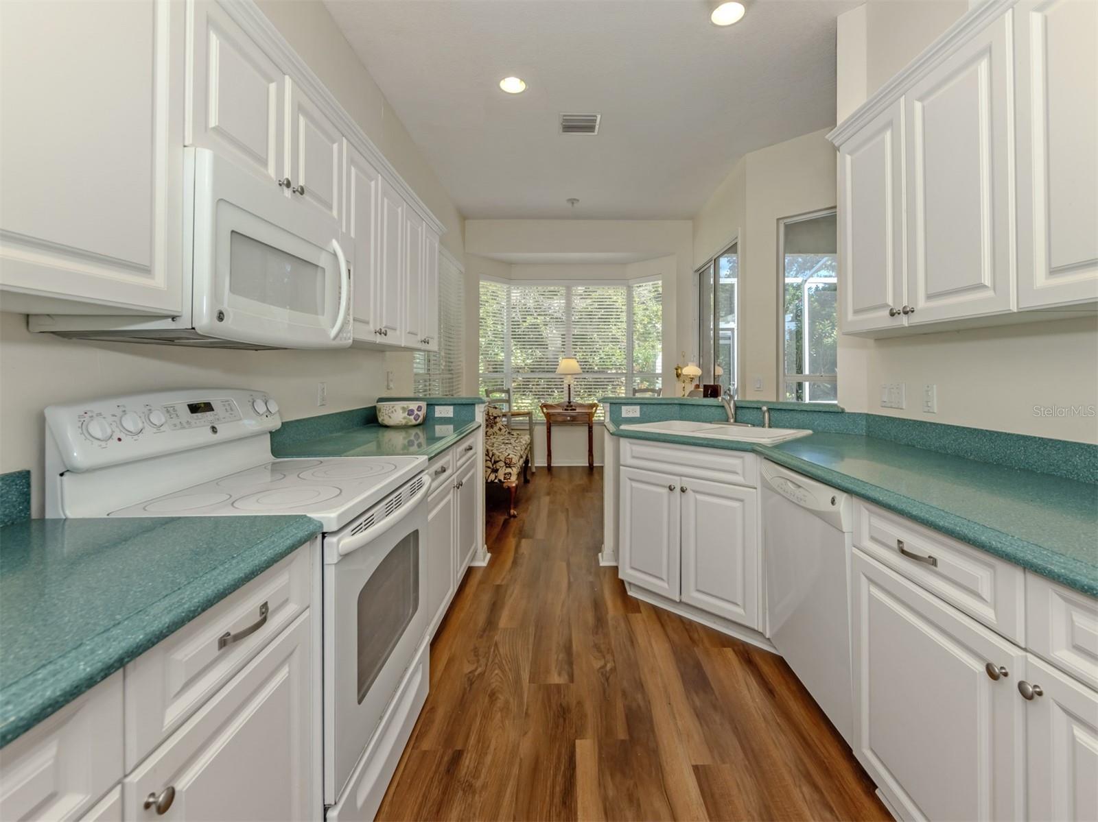 554 Fallbrook Dr Property Photo 11
