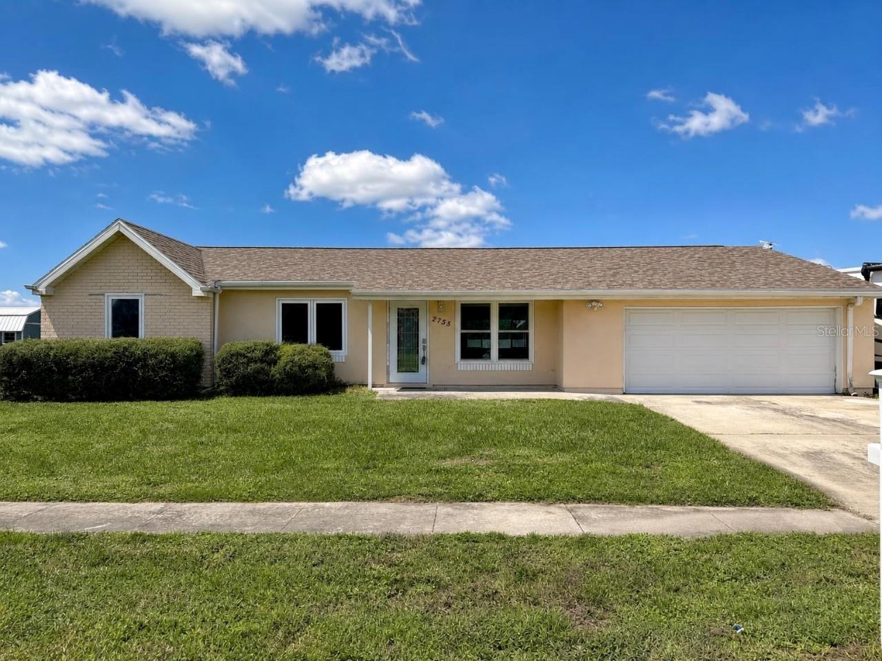 2755 GREENDALE RD Property Photo 1